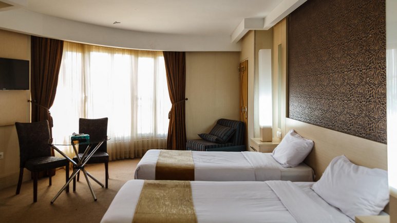 اتاق دو تخته توئین هتل سفیر اصفهان